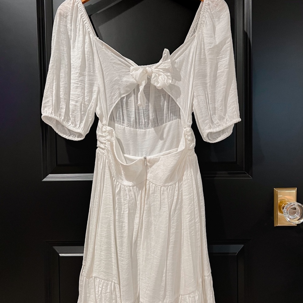 Bow Knot Ruffled Mini Dress - Picture 2 of 3